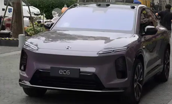 全新蔚来EC6实车曝光：搭载自研辅助驾驶芯片