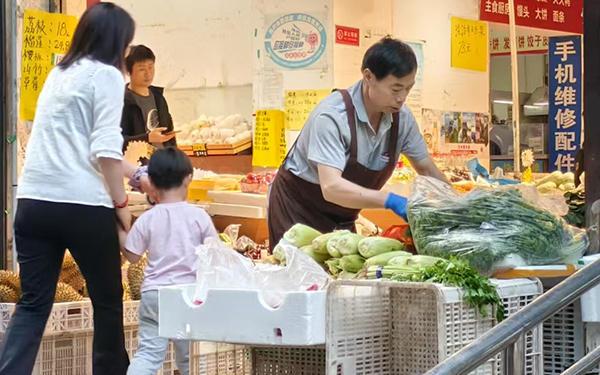 财经观察：“小商圈”畅通“微循环”