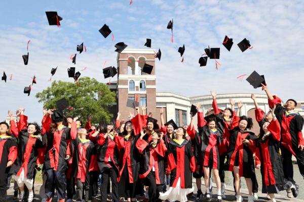稳就业·保民生：政策、平台与企业如何联动？