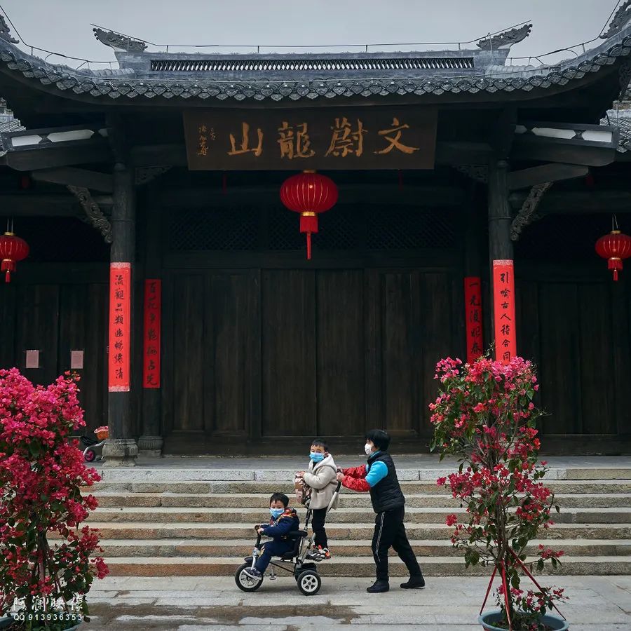桀骜不驯怎么读（桀骜不驯怎么读(语音)播放）