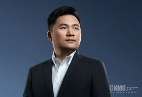 原名爵高管周钘“失业”后化身探店博主：对方爱答不理