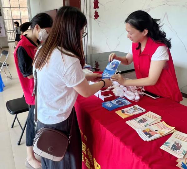 7.8|工银安盛人寿罗源营销服务部：茶摊义剪传知识 港湾守护夕阳红