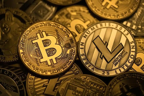 从交易验证到区块奖励：比特币挖矿的全过程解析