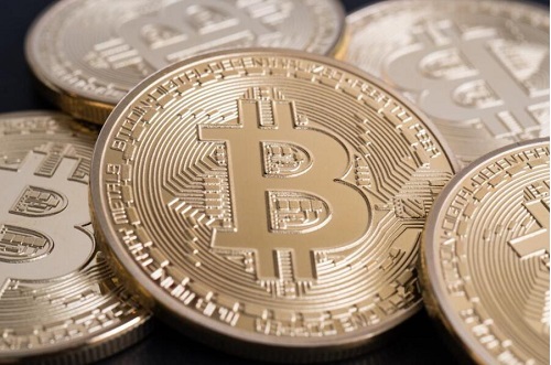 比特币总市值突破1万亿美元 比特币为何暴涨？