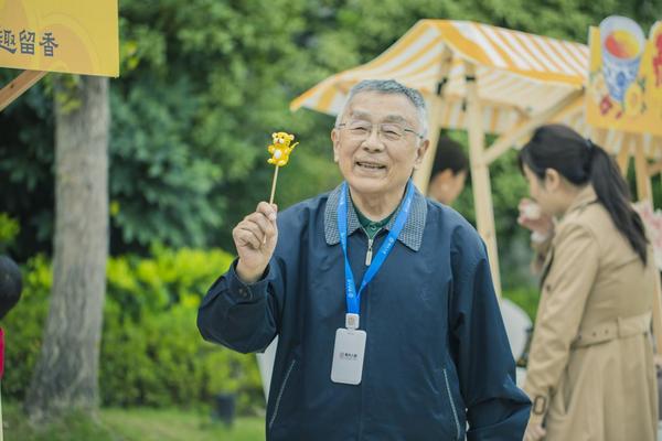 老有所乐！阳光人家·佘山康养社区“重阳雅颂”系列活动绘就长者幸福图景